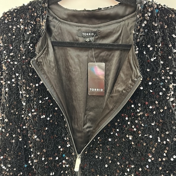 Torrid 1 SEQUIN CROP JACKET - Picture 10 of 14